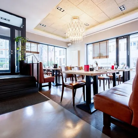 Digital Kronjuwel By Bright - Self Check-in Waldkirch