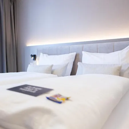 Digital Kronjuwel By Bright - Self Check-in *