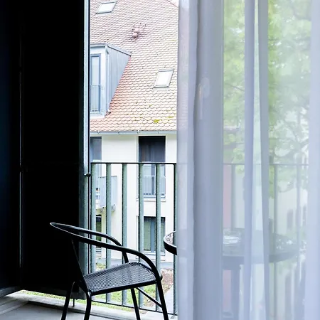Kronjuwel By Bright - Neu Renoviert - Newly Renovated Hotel