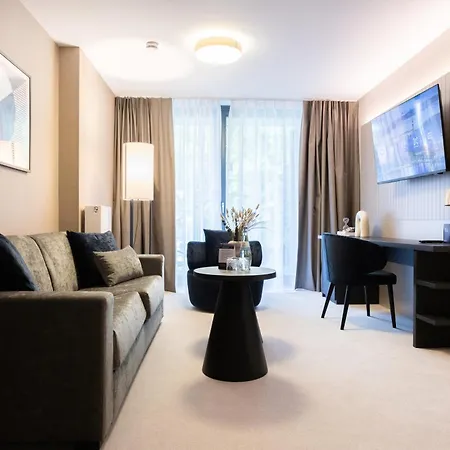 Hotel Kronjuwel By Bright - Neu Renoviert - Newly Renovated Waldkirch