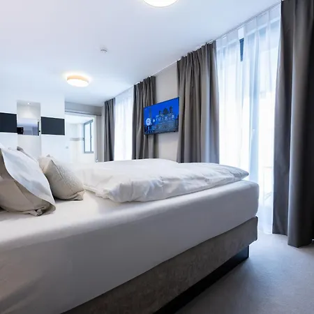 Hotel Kronjuwel By Bright - Neu Renoviert - Newly Renovated Waldkirch